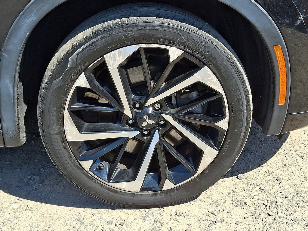 Used 2022 Mitsubishi Outlander SEL AWD/4WD image 32