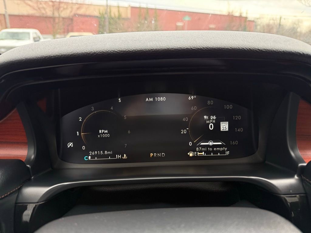 Used 2024 Lincoln Aviator Reserve w/ Equipment Group 201A image 11