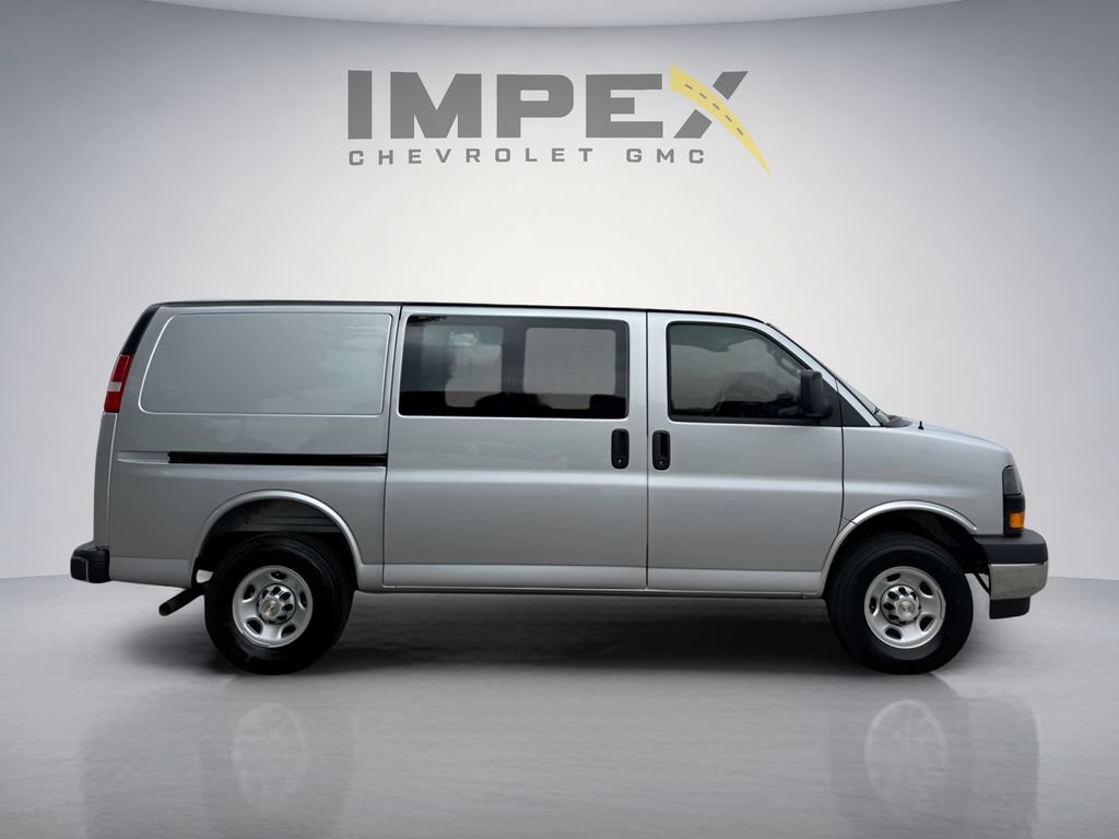New 2026 Chevrolet Express 3500 Extended w/ Driver Convenience Package RWD image 6