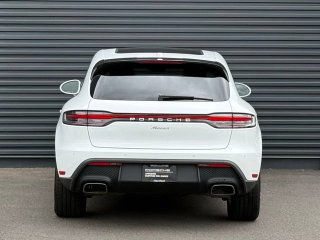 Certified 2026 Porsche Macan AWD/4WD image 6