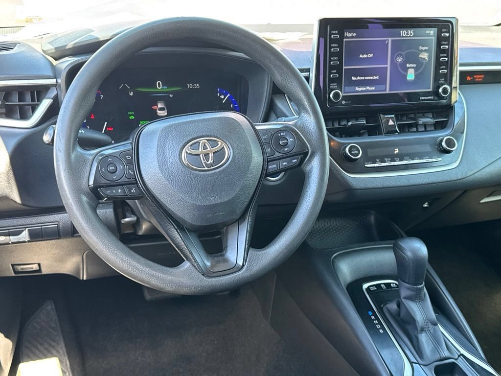 Certified 2021 Toyota Corolla LE FWD image 28