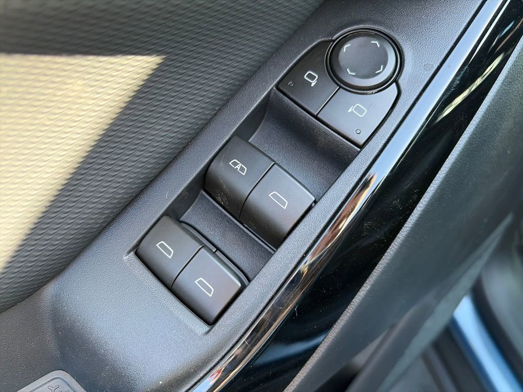 New 2026 Chevrolet Equinox LT w/ Safety and Technology Package AWD/4WD image 16