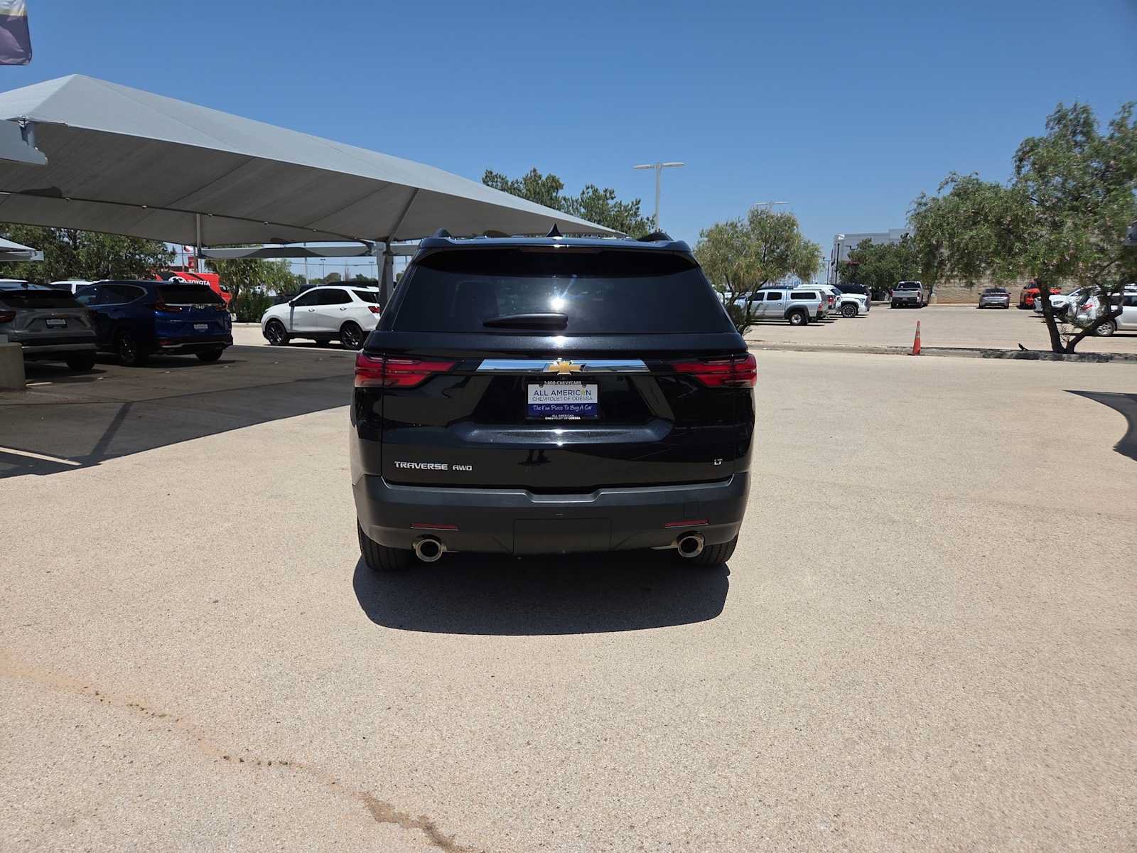 Used 2023 Chevrolet Traverse LT AWD/4WD image 7