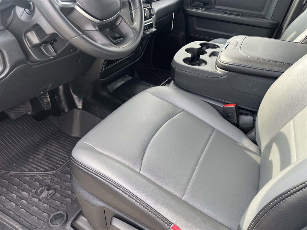 New 2025 RAM 2500 Tradesman w/ Chrome Appearance Group image 18