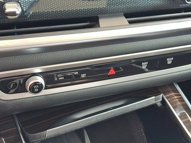 Certified 2025 BMW X5 xDrive50e image 16