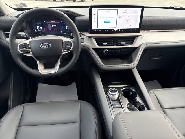 New 2025 Ford Explorer Active image 16