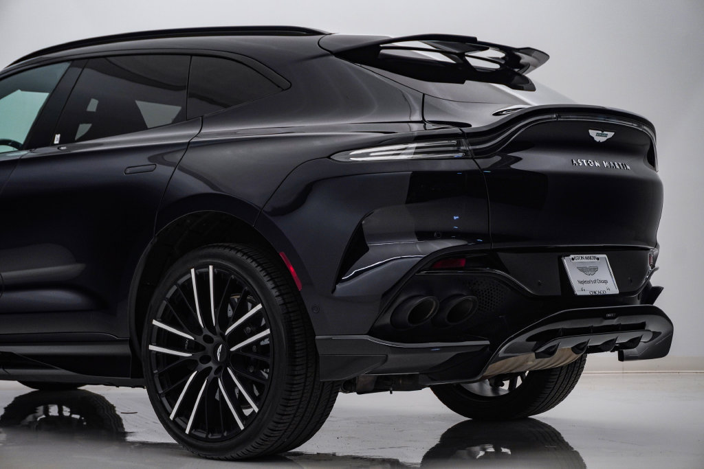 Used 2025 Aston Martin DBX 707 AWD/4WD image 11
