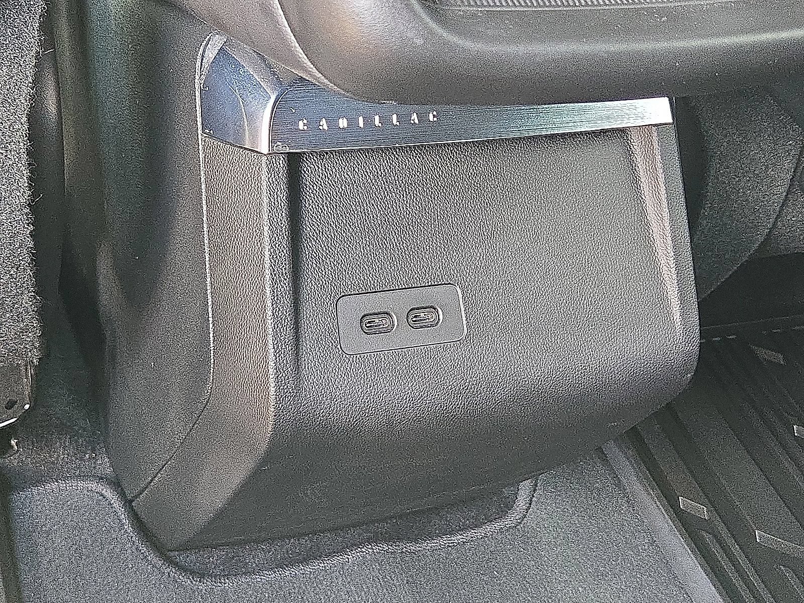 Used 2024 Cadillac Lyriq Sport RWD image 17