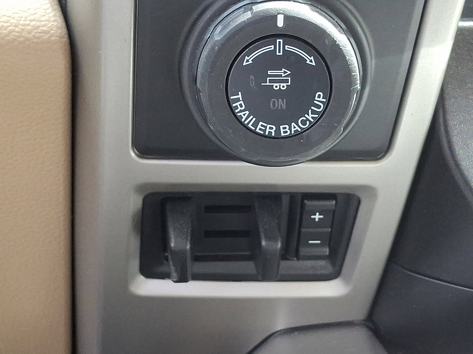 Used 2020 Ford F150 Lariat w/ Equipment Group 502A Luxury image 27