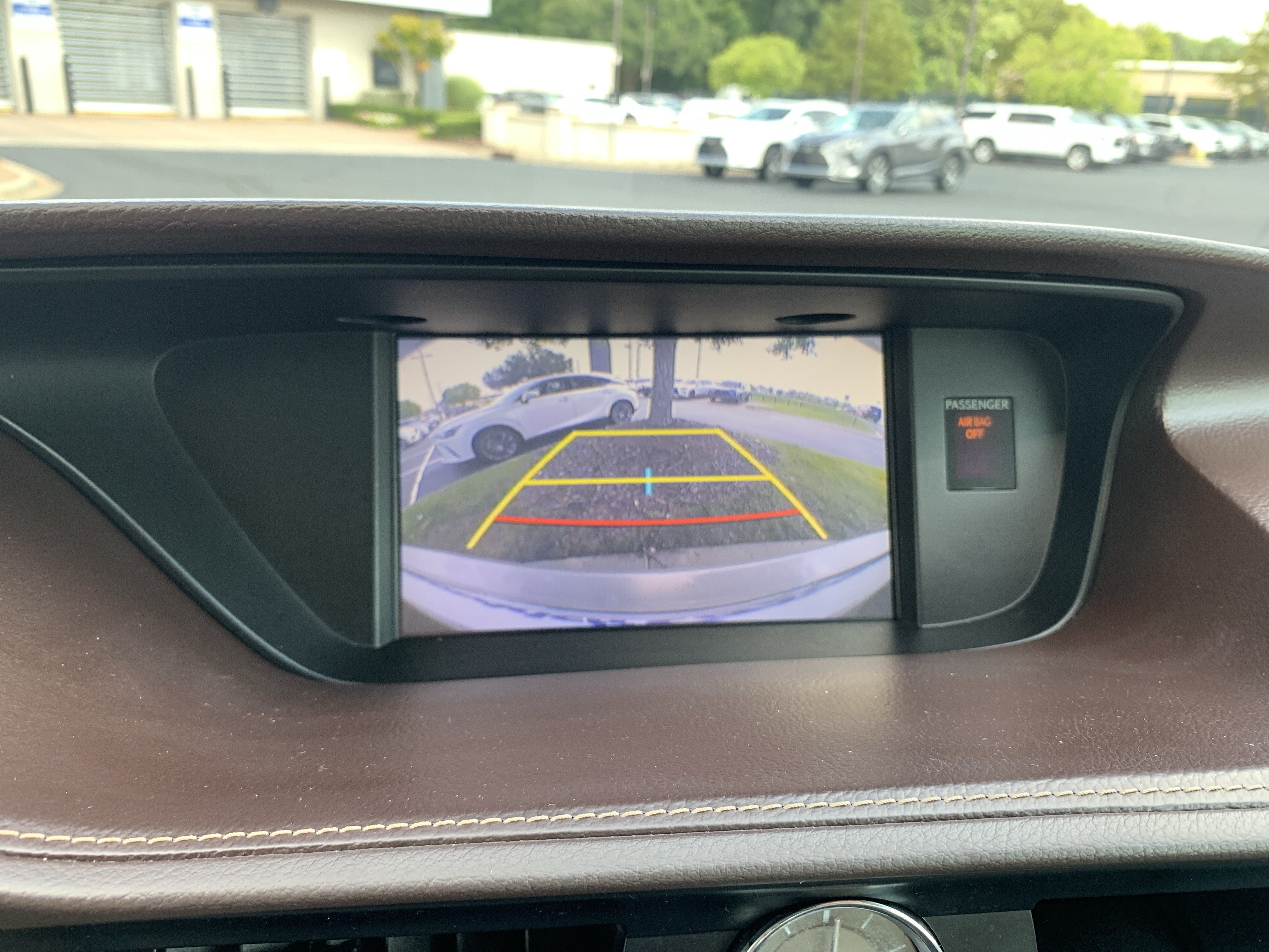 Used 2016 Lexus ES 350 w/ Luxury Package w/Wood Trim FWD image 25