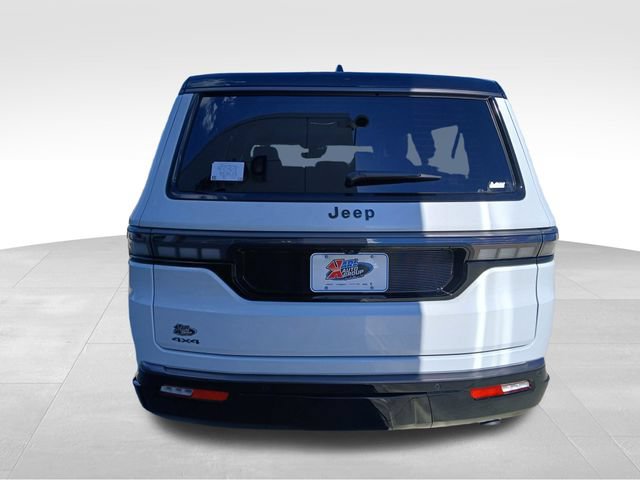 New 2026 Jeep Grand Wagoneer L Summit w/ Rear Seat Video Group I AWD/4WD image 4