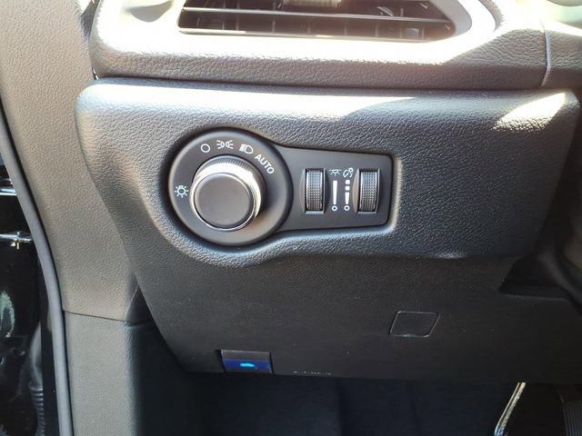 New 2027 Chrysler Pacifica Limited FWD image 17