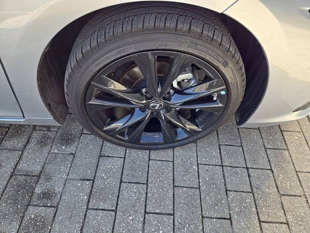 Used 2023 Lexus ES 350 F Sport w/ Accessory Package (Z2) image 11