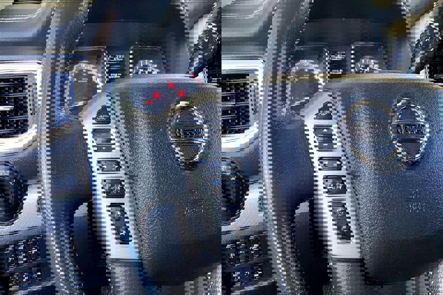 Used 2016 Nissan Titan PRO-4X image 24