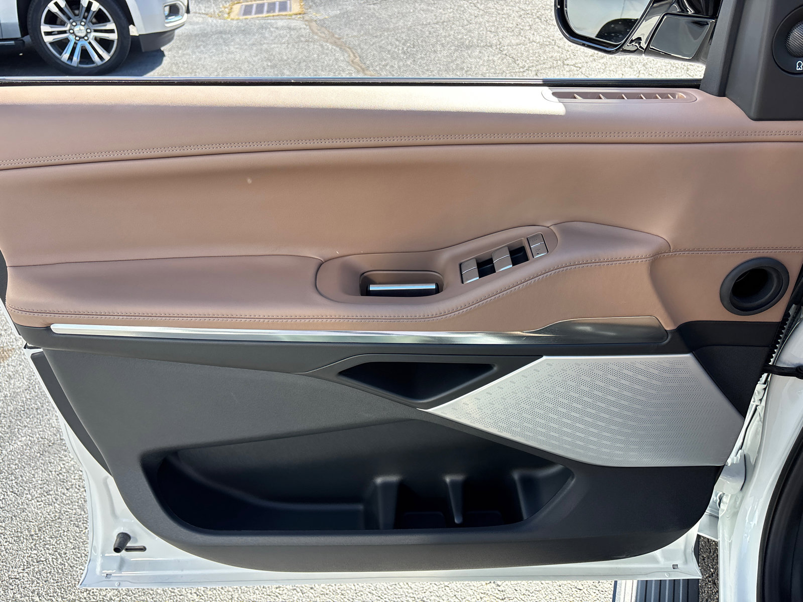 New 2025 Lincoln Navigator L Black Label image 11