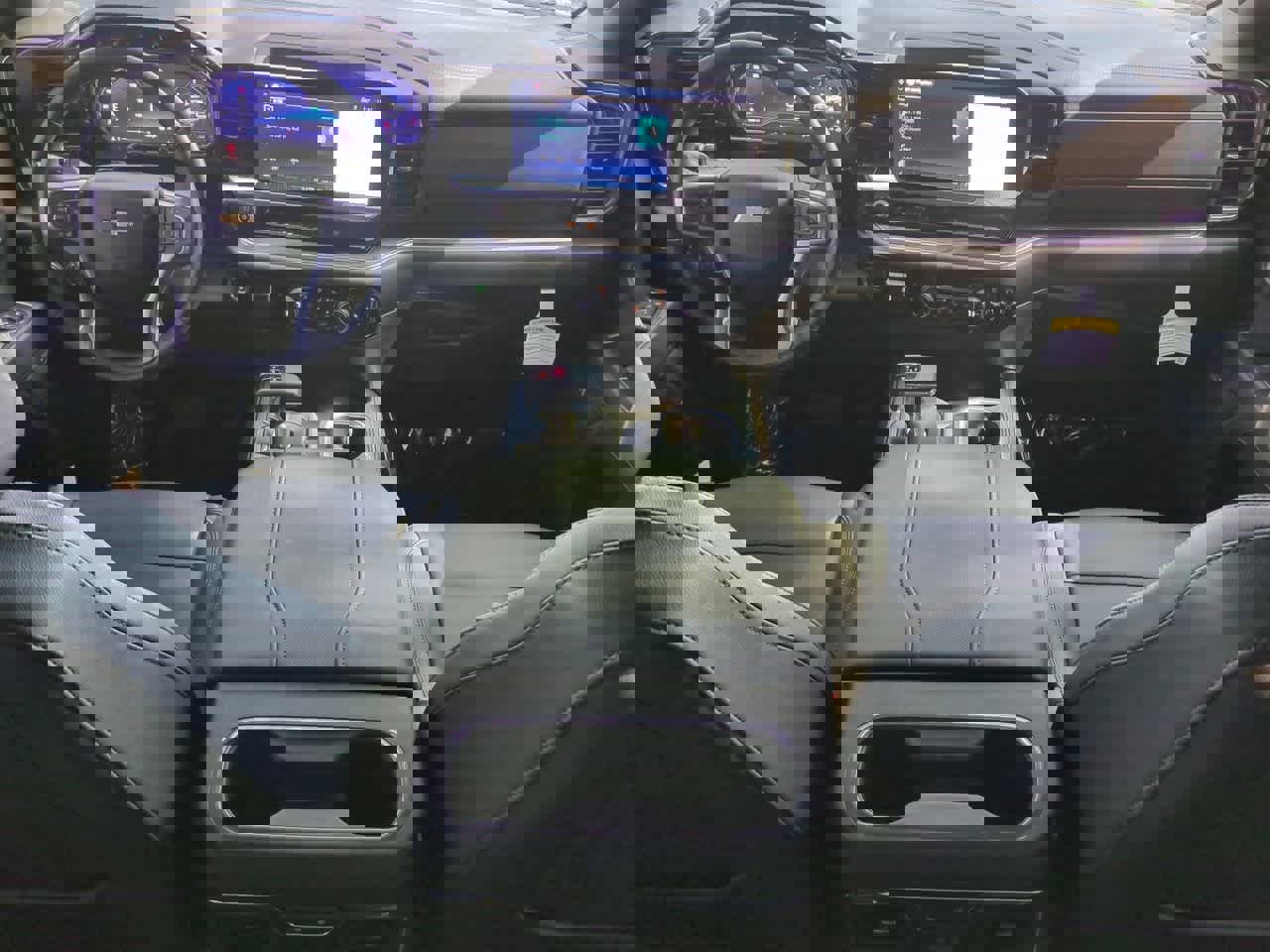 Used 2025 Chevrolet Silverado 1500 LTZ w/ LTZ Premium Package image 16