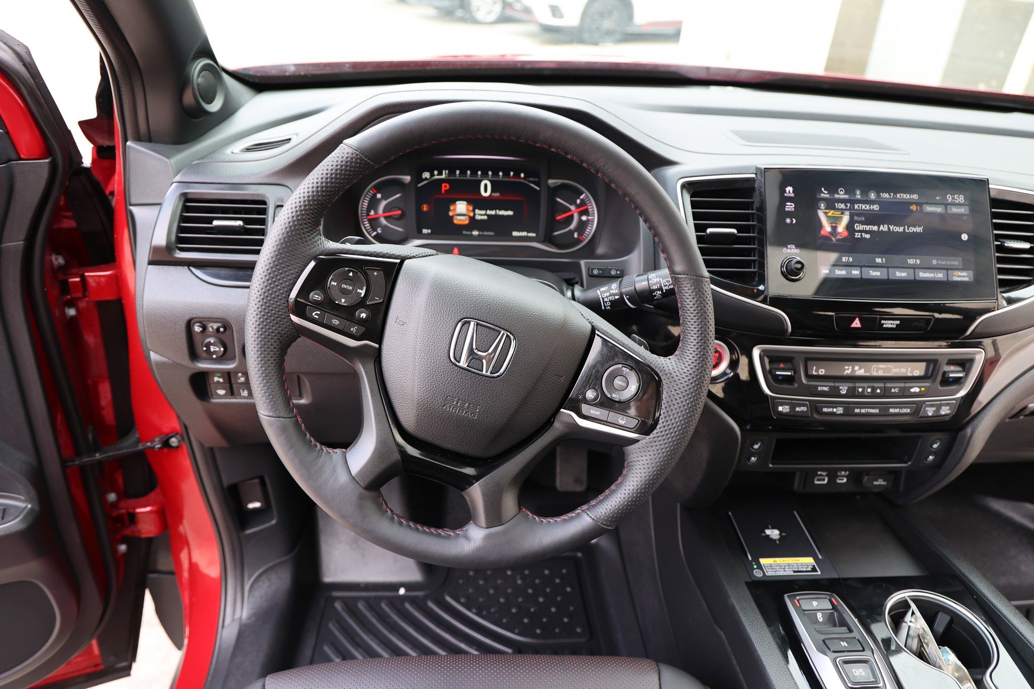 Used 2024 Honda Passport Black Edition image 50