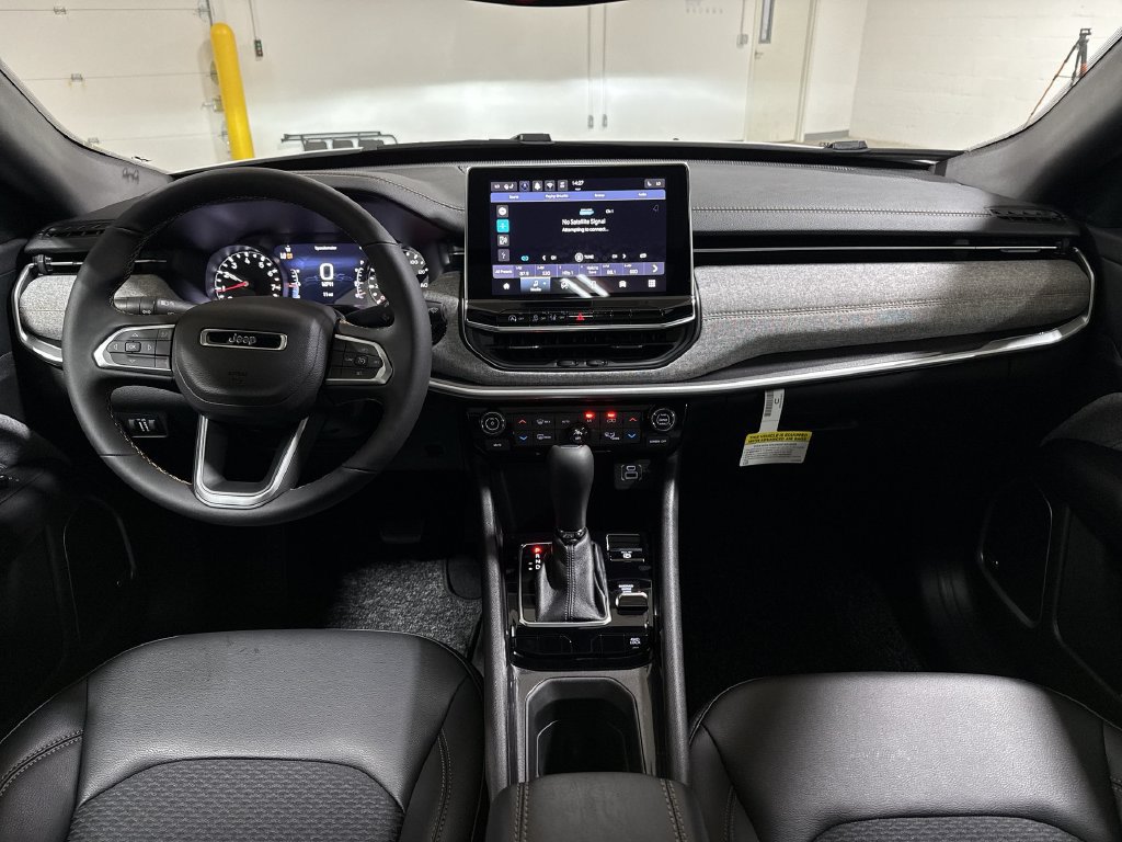 New 2026 Jeep Compass Latitude AWD/4WD image 10