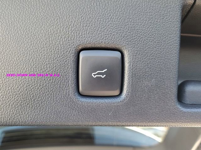 Used 2024 Ford Escape ST-Line image 9