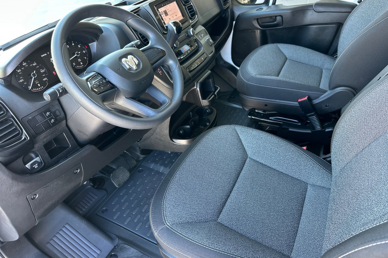 Used 2024 RAM ProMaster 1500 image 9