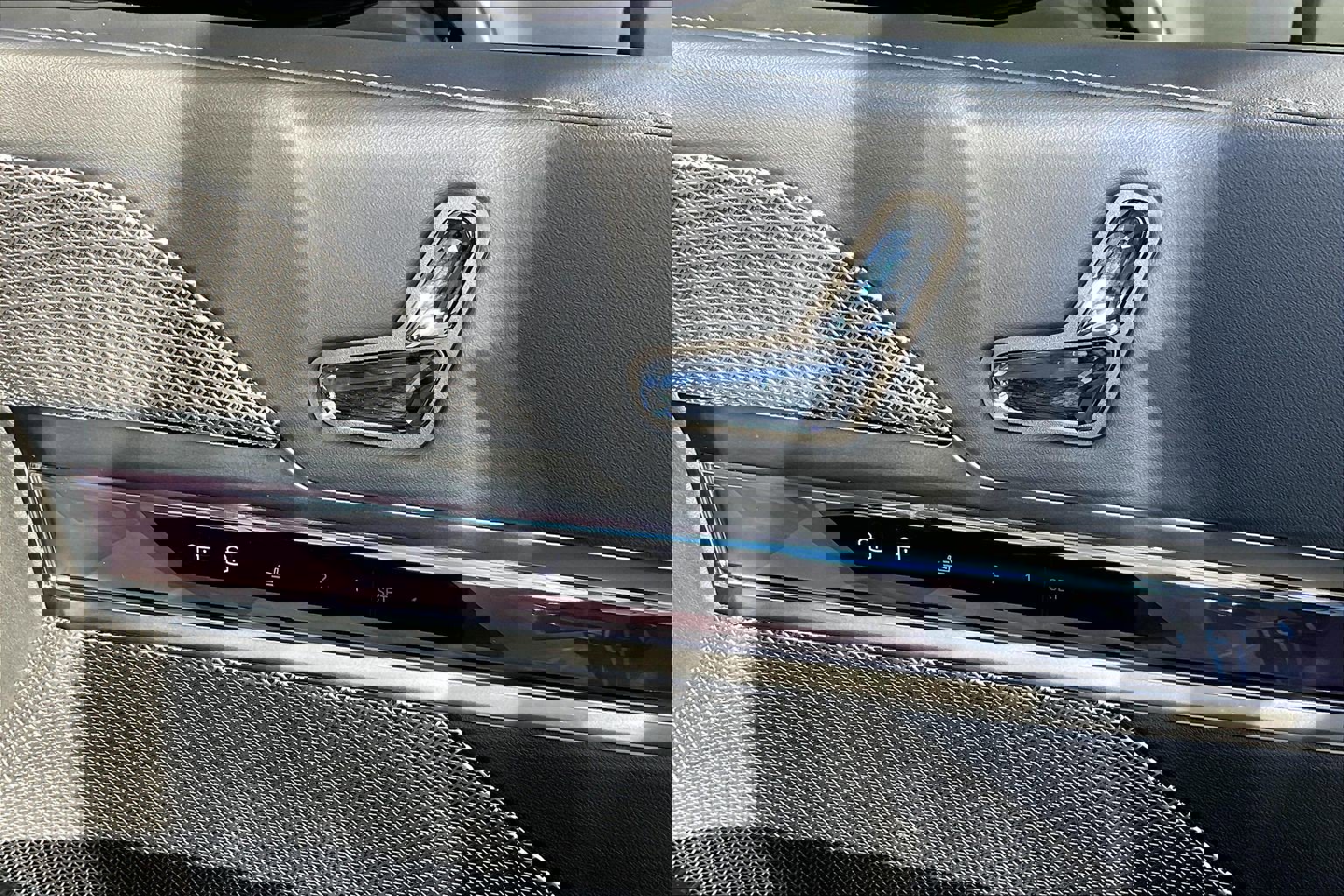 Used 2025 BMW i7 xDrive60 w/ Executive Package image 35