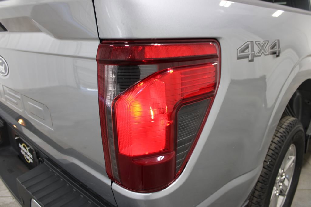 Used 2025 Ford F150 XLT w/ Equipment Group 301A Standard image 17