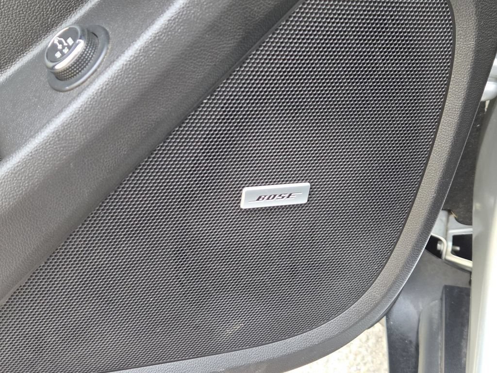 Used 2019 Chevrolet Traverse RS FWD image 9