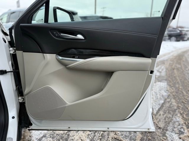 Used 2022 Cadillac XT4 Premium Luxury w/ Sun And Sound Package image 18