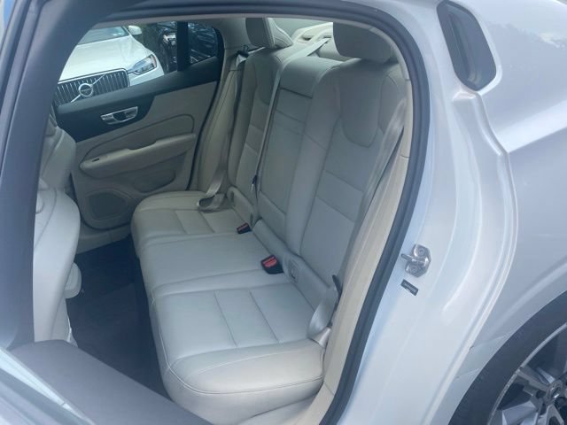 Used 2019 Volvo S60 T6 Momentum AWD/4WD image 11