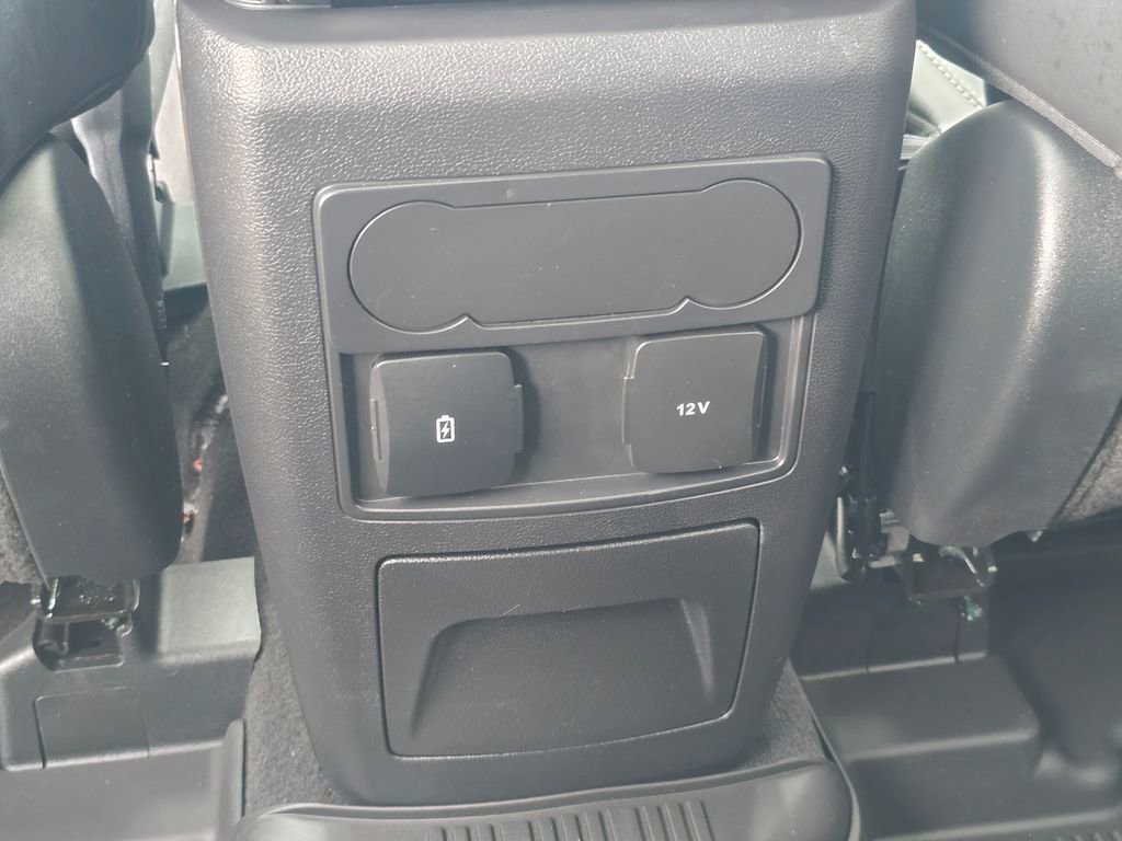 Used 2024 Ford Explorer XLT w/ Equipment Group 202A AWD/4WD image 19