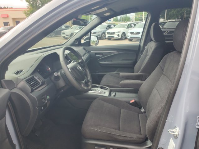 Used 2022 Honda Pilot Sport image 11