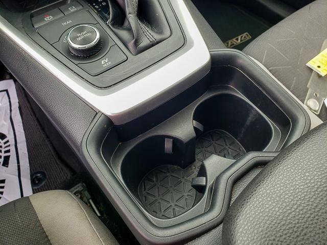 Used 2019 Toyota RAV4 XLE image 14