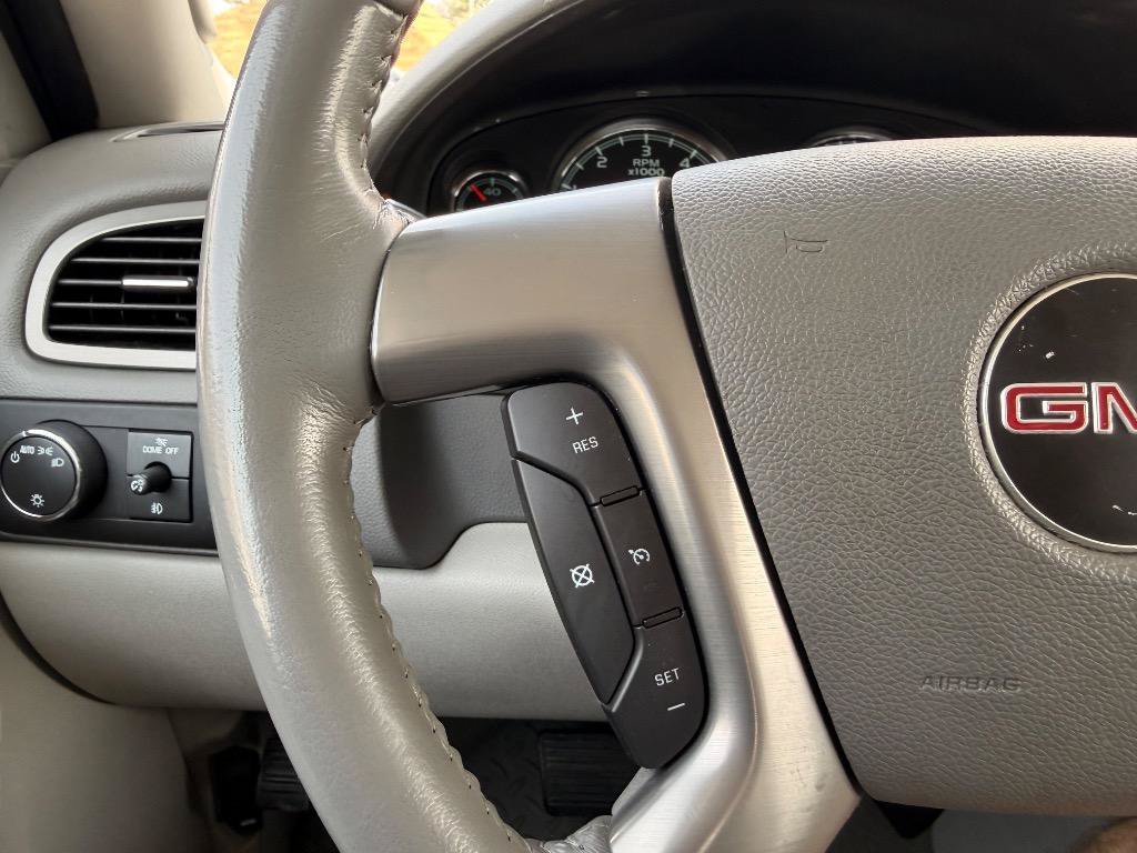 Used 2013 GMC Sierra 1500 SLT w/ SLT Convenience Package AWD/4WD image 11