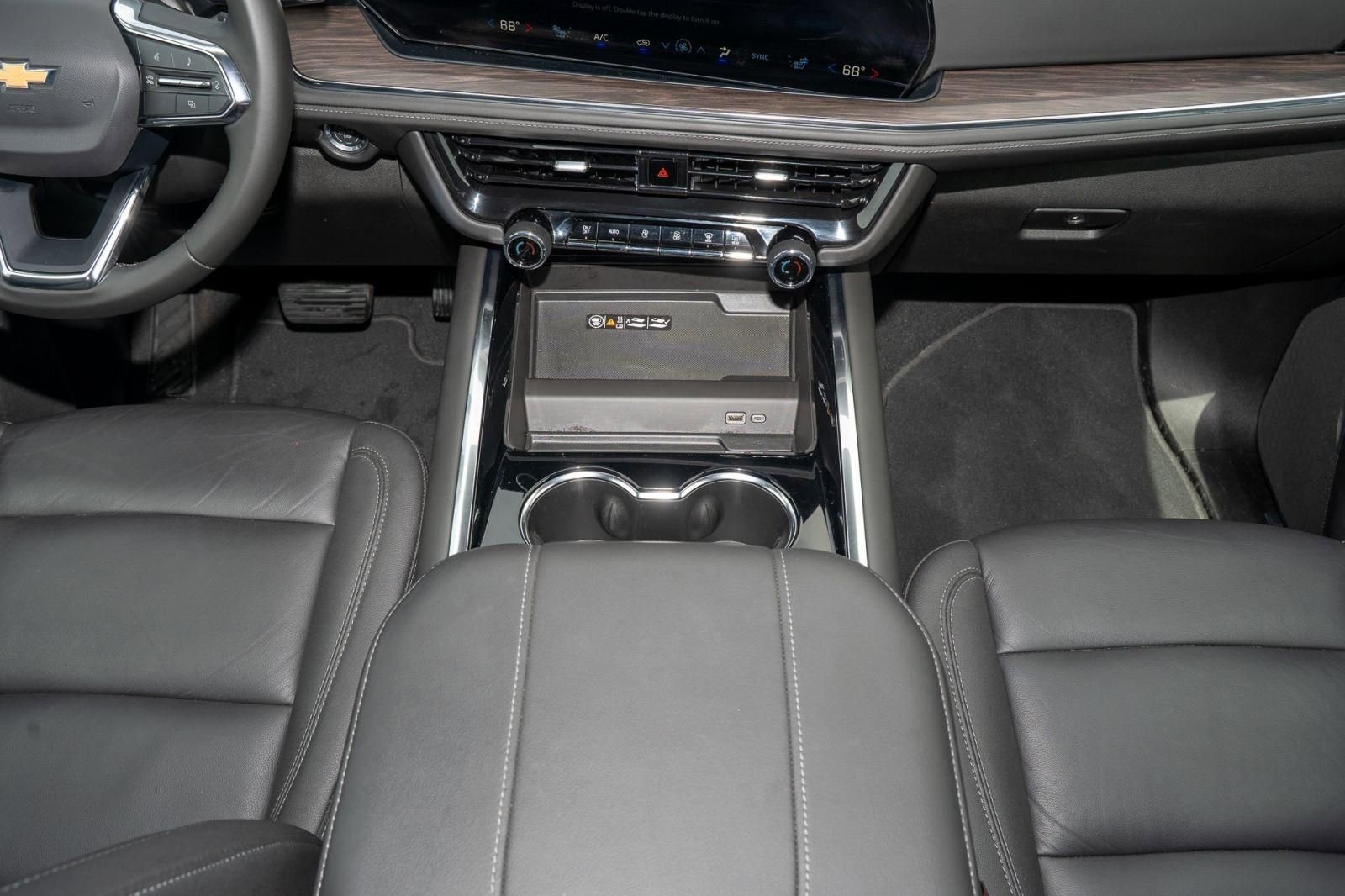 Used 2025 Chevrolet Tahoe LT AWD/4WD image 27