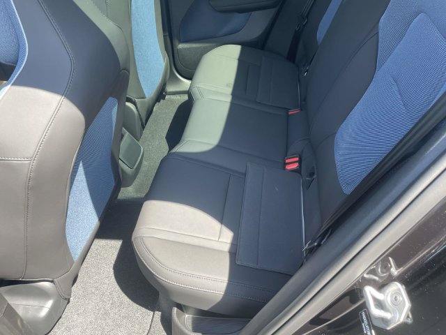 New 2026 Volvo EX30 Ultra w/ Protection Package Premier AWD/4WD image 15