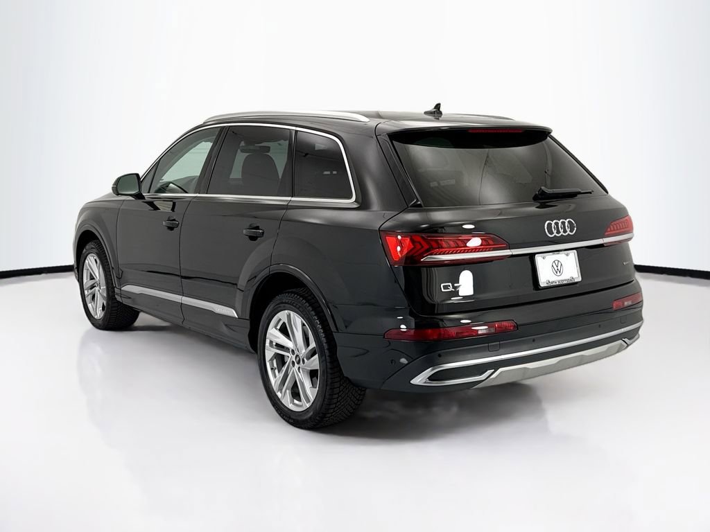 Used 2023 Audi Q7 2.0T Premium w/ Convenience Package AWD/4WD image 7