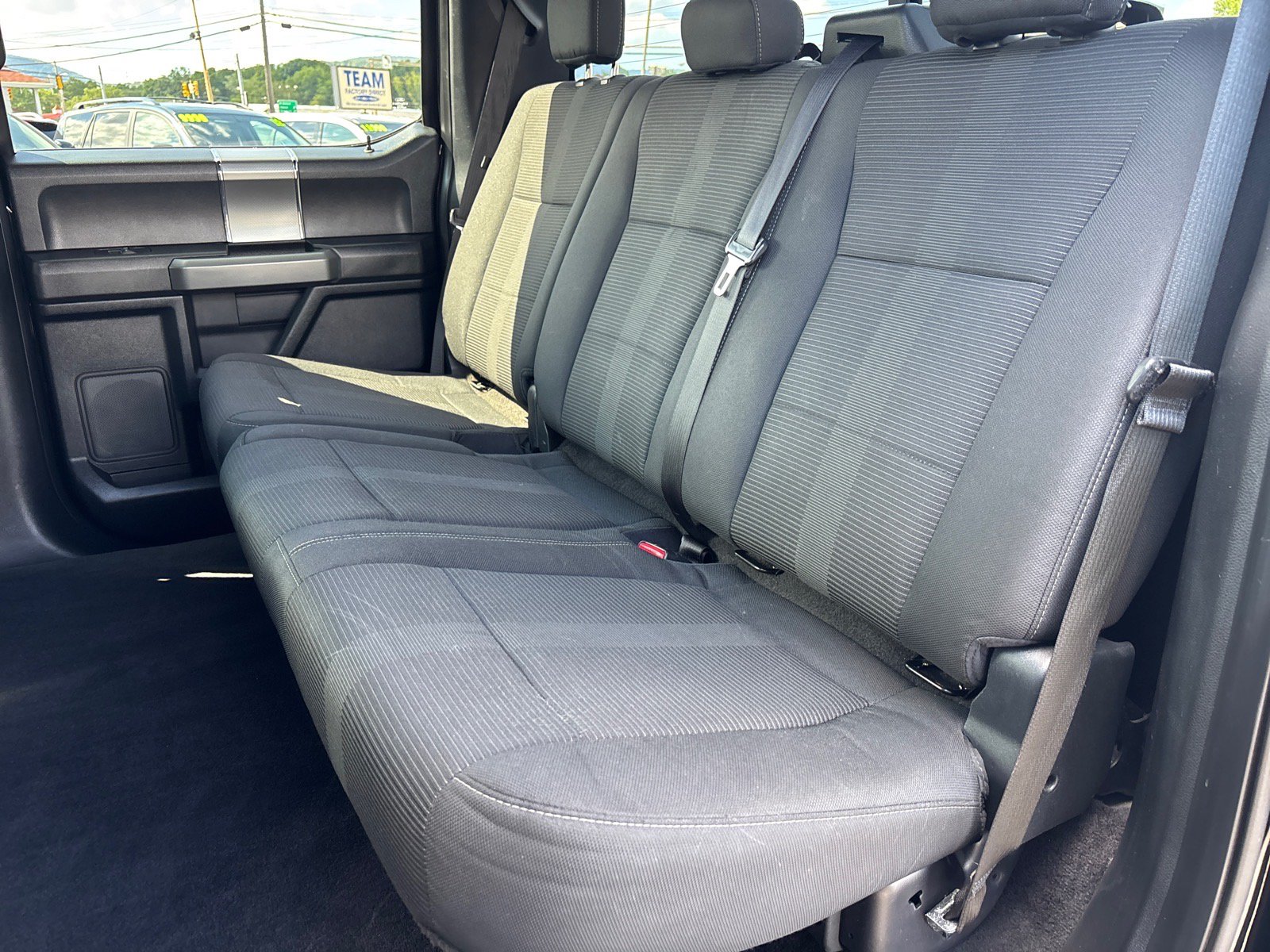 Used 2016 Ford F150 XLT w/ Equipment Group 302A Luxury AWD/4WD image 18