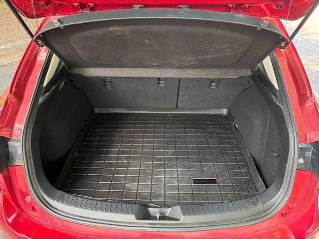 Used 2018 MAZDA MAZDA3 Touring FWD image 18