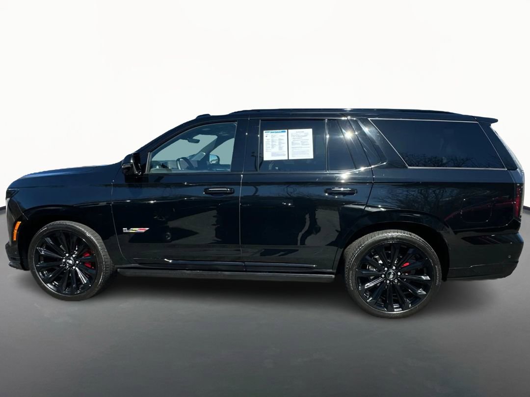 Certified 2025 Cadillac Escalade V w/ LPO, Floor Liner Package AWD/4WD image 8