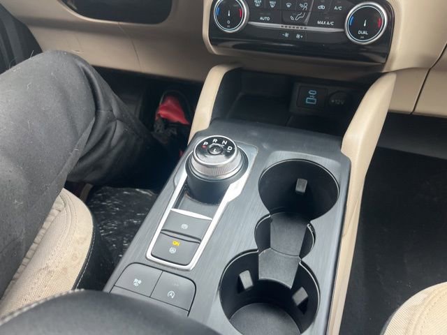 Used 2022 Ford Escape SE w/ Convenience Package image 28