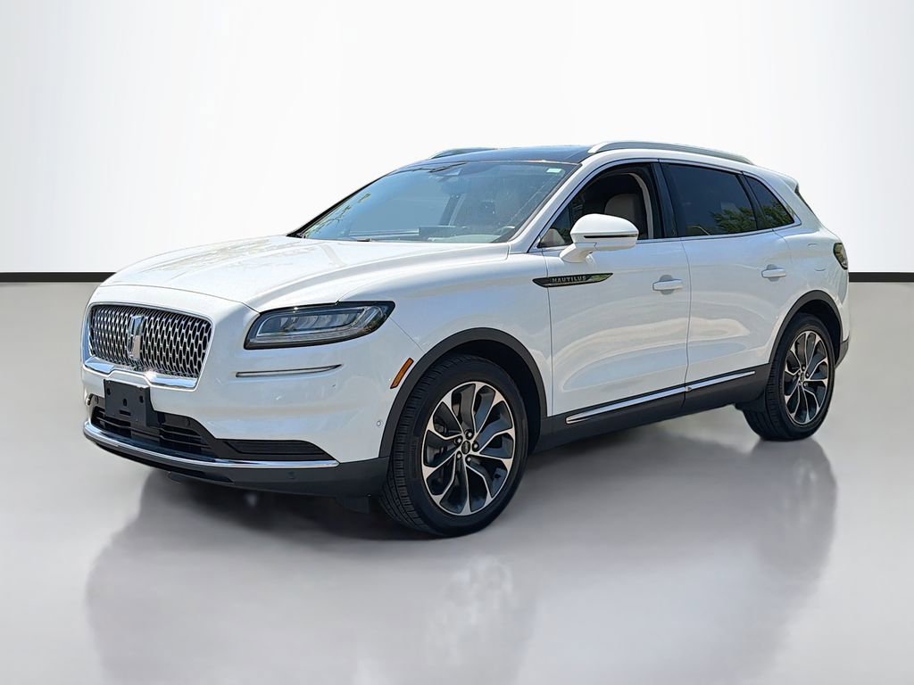 Used 2021 Lincoln Nautilus Reserve w/ Equipment Group 201A AWD/4WD image 2