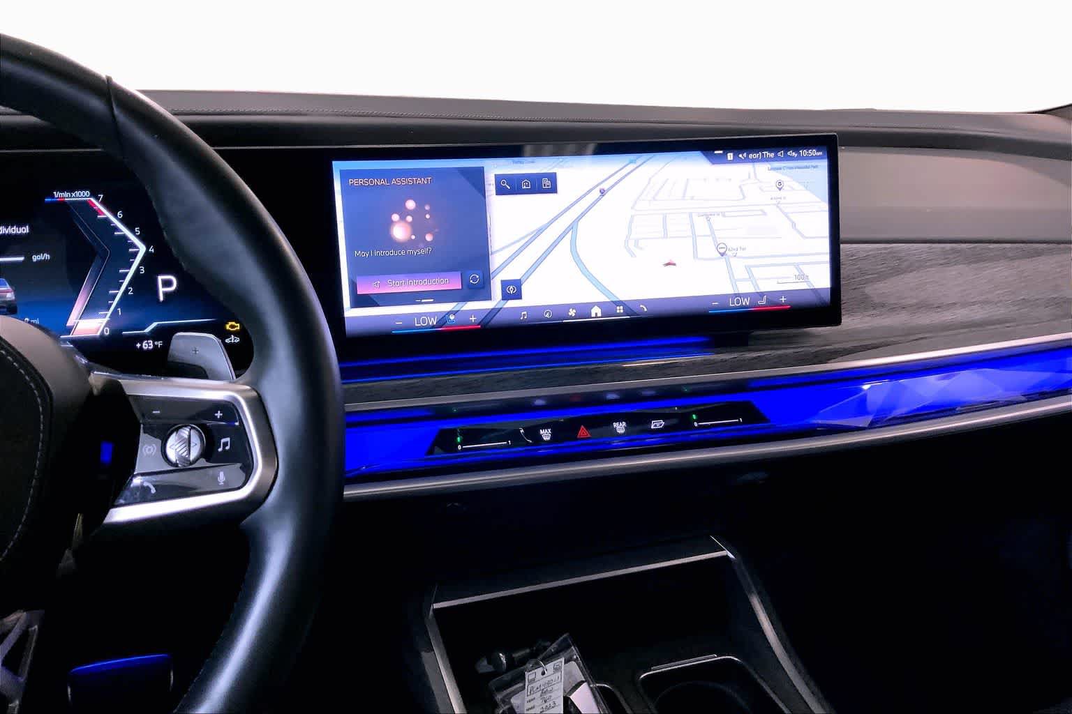 Certified 2023 BMW 760i xDrive AWD/4WD image 6
