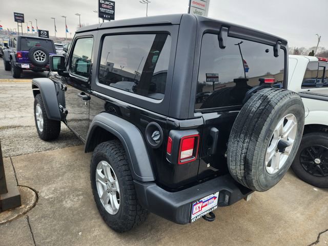 Used 2020 Jeep Wrangler Sport AWD/4WD image 4