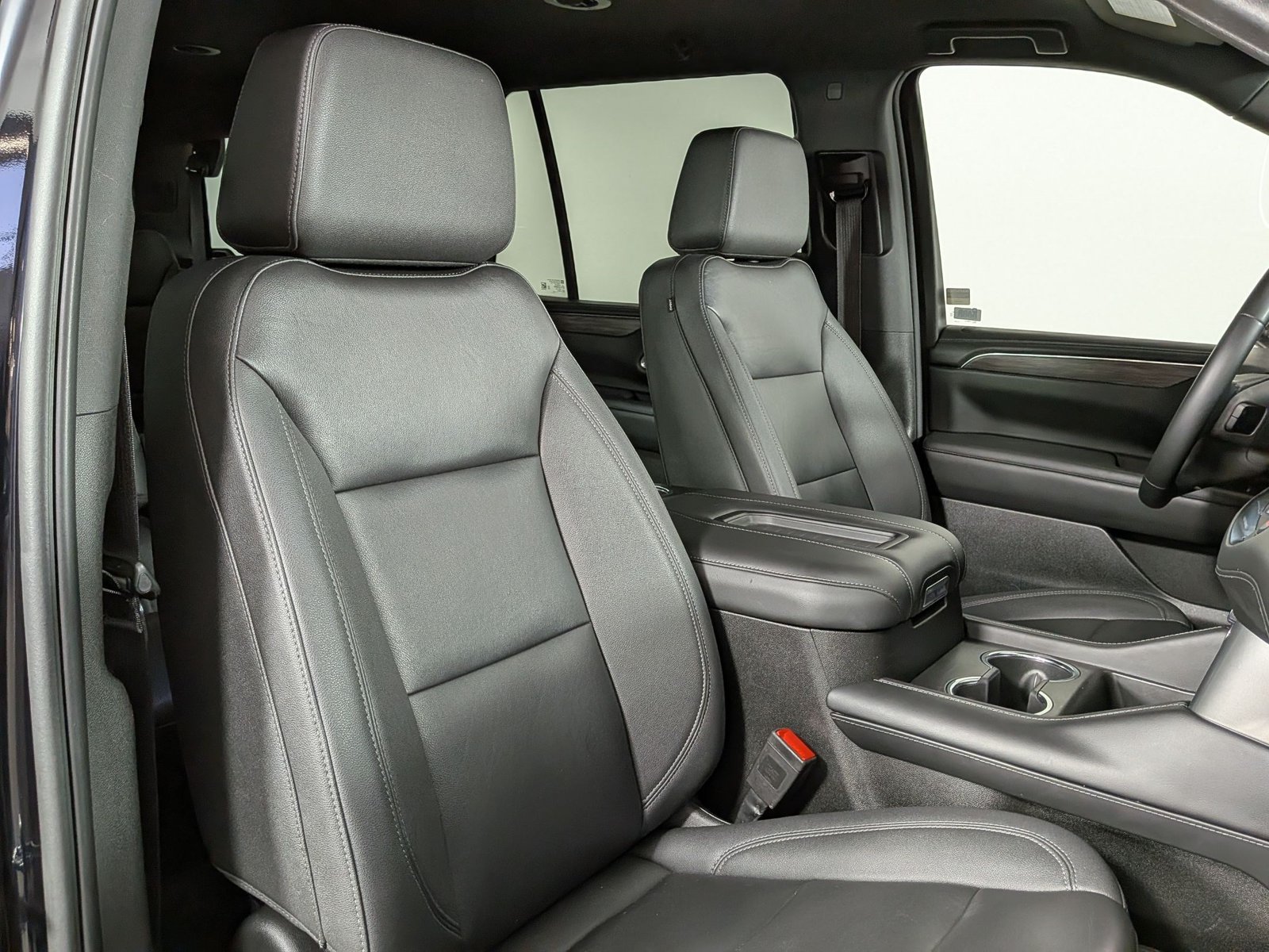 Used 2023 Chevrolet Tahoe LT AWD/4WD image 24
