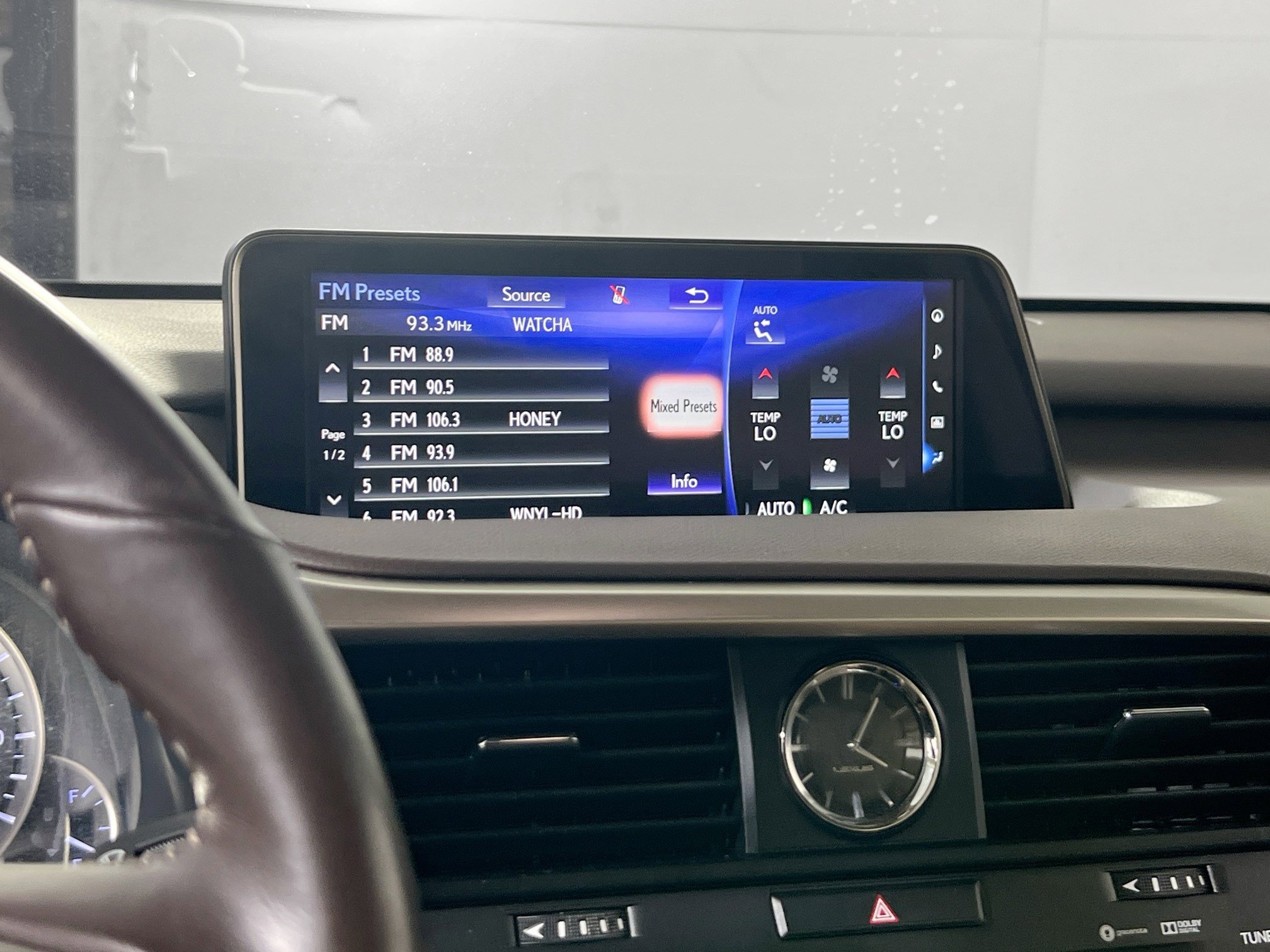 Used 2018 Lexus RX 450h AWD w/ Premium Package image 15