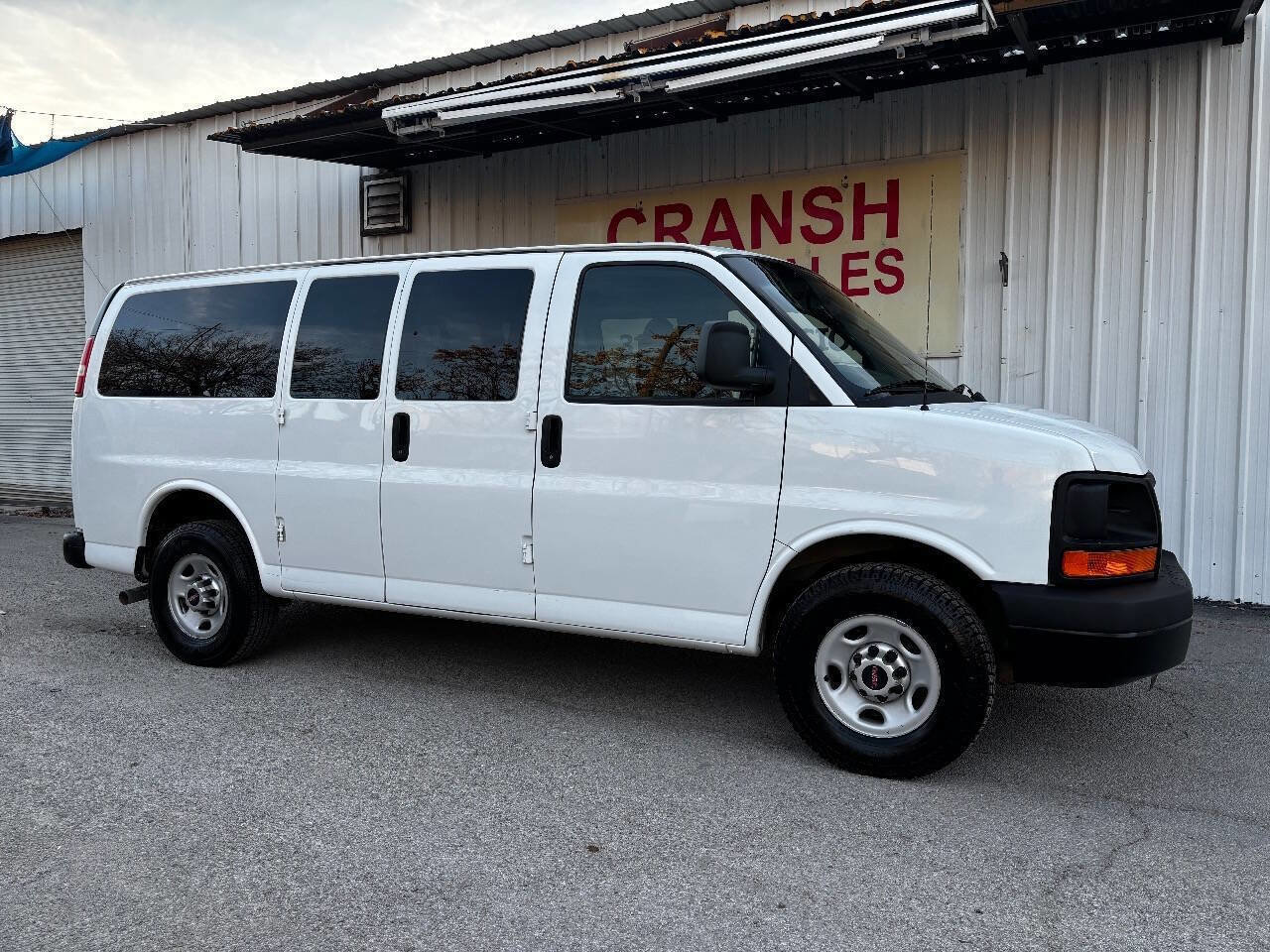 Used 2014 GMC Savana 3500 LS image 2
