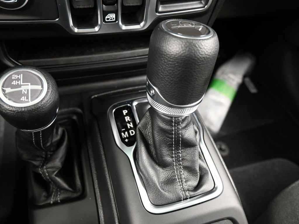 New 2026 Jeep Gladiator Sport AWD/4WD image 19