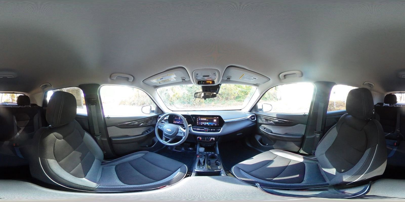 Used 2025 Chevrolet TrailBlazer LT image 38