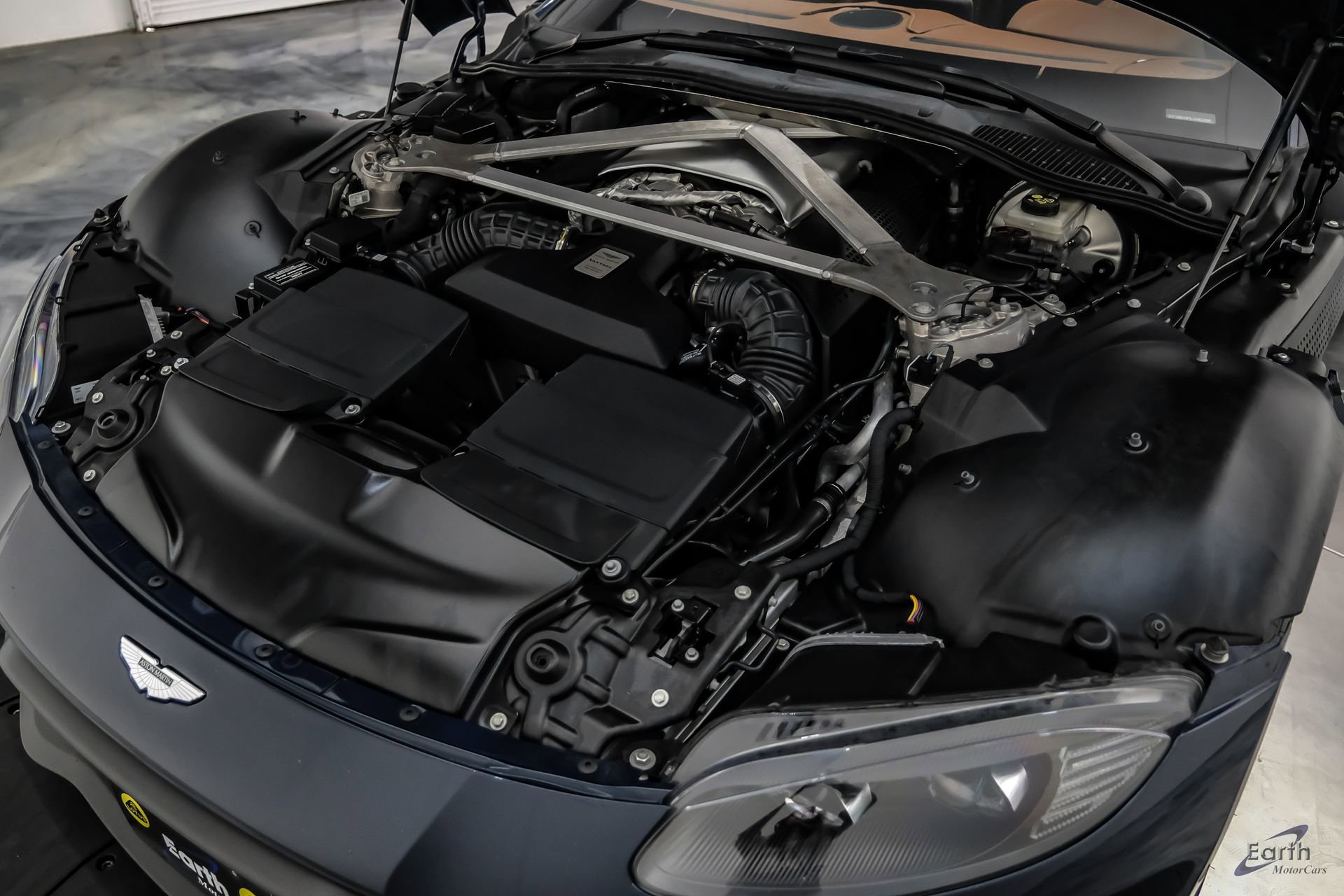 Used 2020 Aston Martin V8 Vantage Coupe RWD image 78