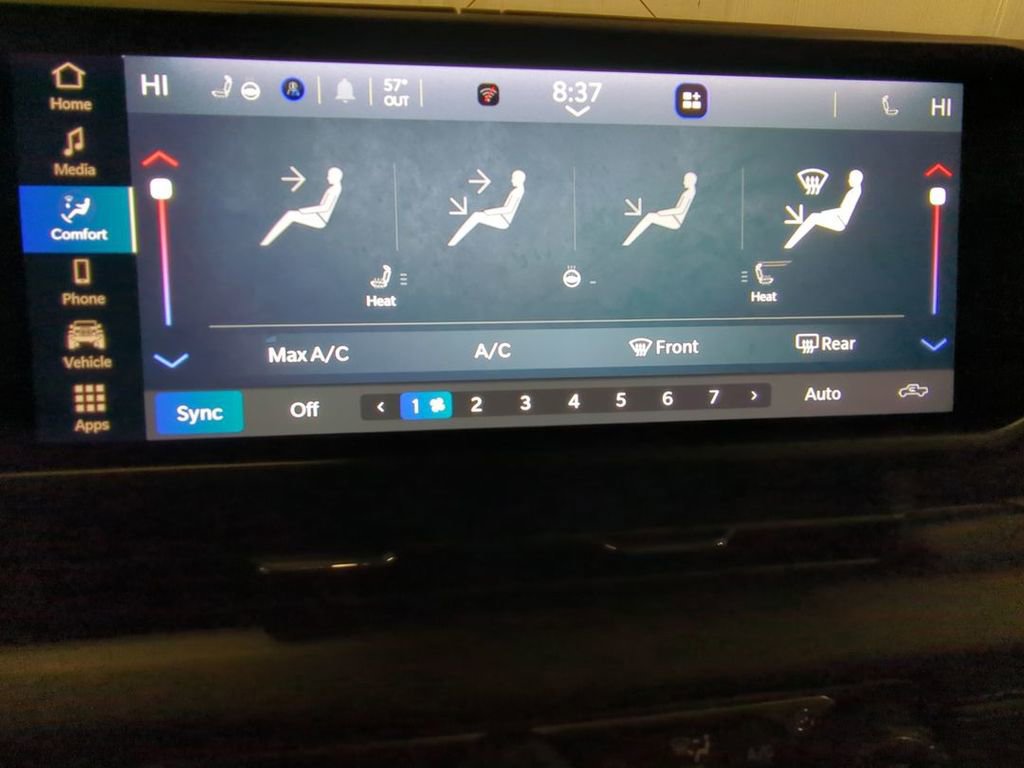 Used 2025 Jeep Gladiator Mojave w/ Convenience Group image 31